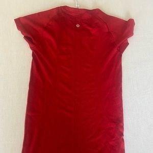Lululemon swiftly tech short sleeve Toronto 10k shirt.